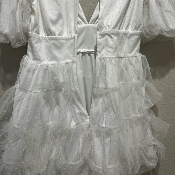 Lulus Dramatic Poise White Dot Tulle Puff Sleeve Tiered Mini Dress Large L - Picture 9 of 9